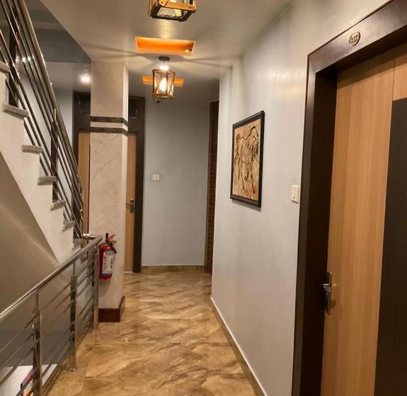 Hotel Benaras Gharana Inn Varanasi