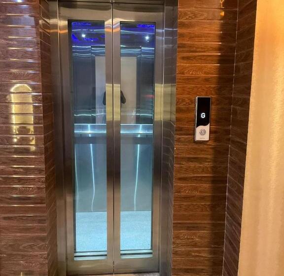 Hotel Benaras Gharana Inn Varanasi