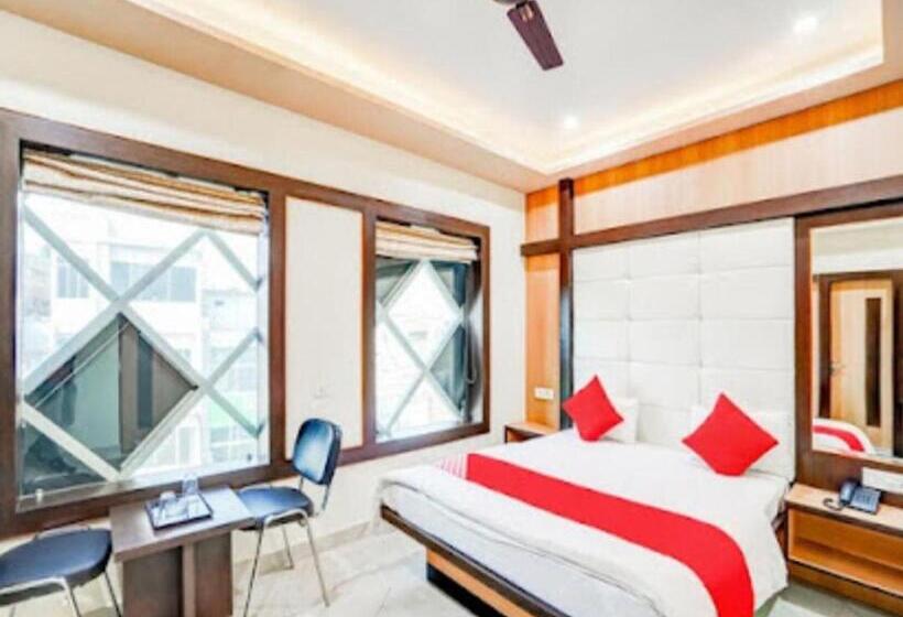 Hotel Benaras Gharana Inn Varanasi