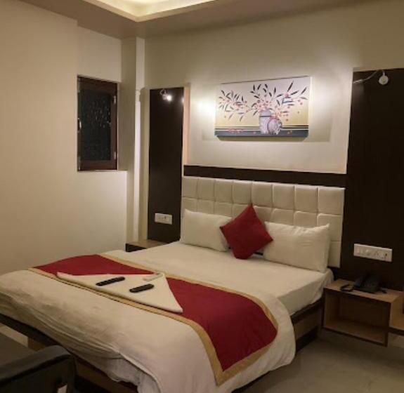 Hotel Benaras Gharana Inn Varanasi