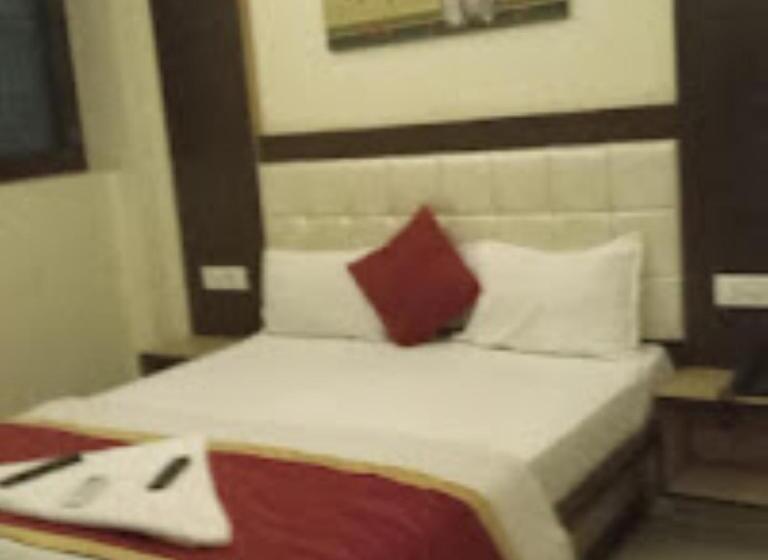 Hotel Benaras Gharana Inn Varanasi