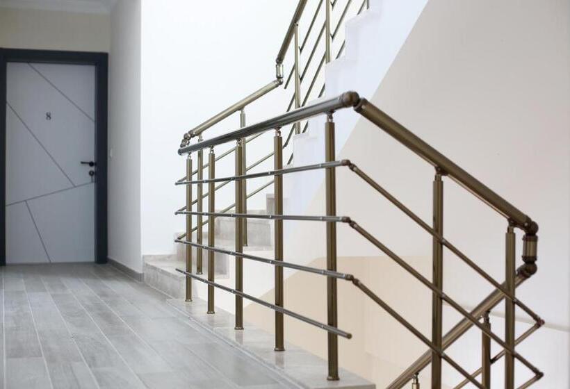 هتل Bright House Apart