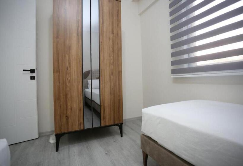 هتل Bright House Apart