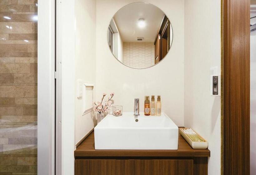 فندق 超级奢华 近秋叶原东京站kaoa奢华套房带厨房 超豪华戴森&pola顶级配置 4分钟到东京站 3分钟到地铁