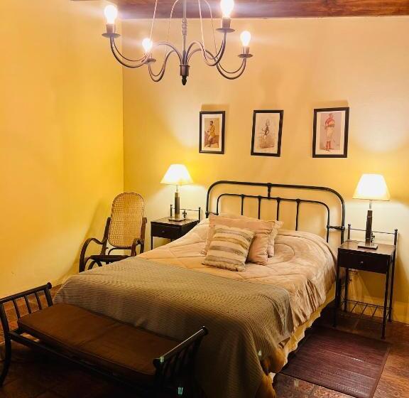 בית מלון כפרי Estancia San Mateo