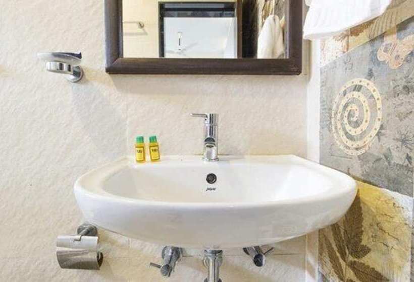 호텔 Fabexpress Orchid The Sky