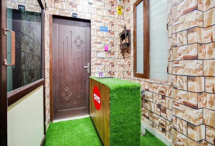 酒店 Flagship Small Town