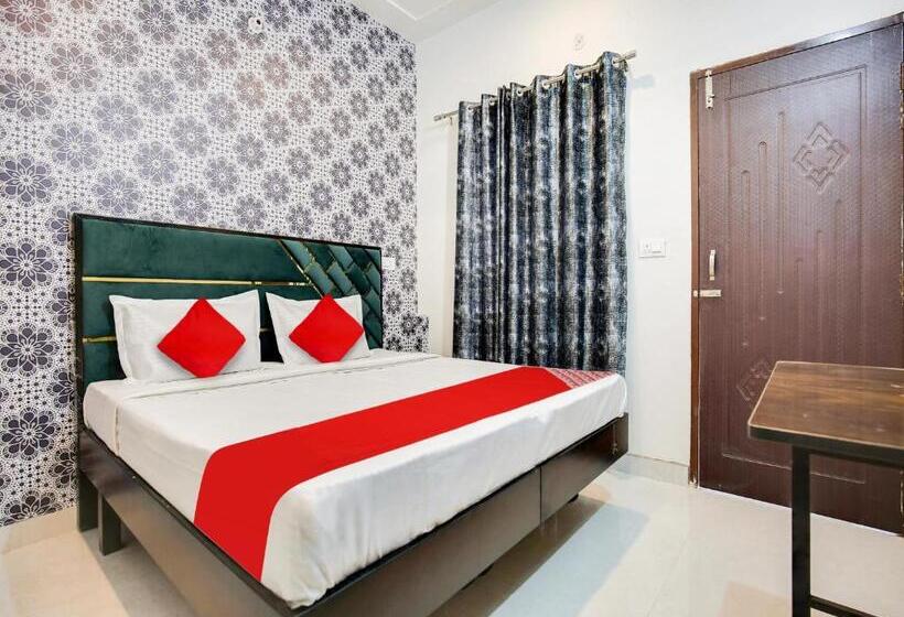 酒店 Flagship Small Town