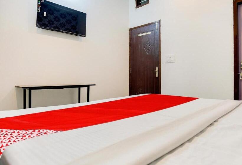 酒店 Flagship Small Town