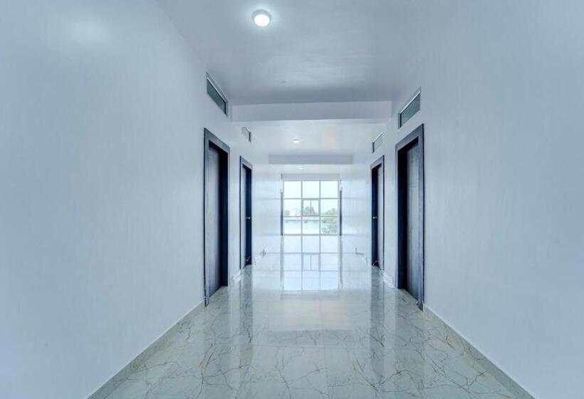 בית מלון כפרי Oyo Flagship The New View