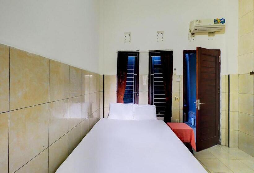 בית מלון כפרי Oyo Life 92841 Kos 88