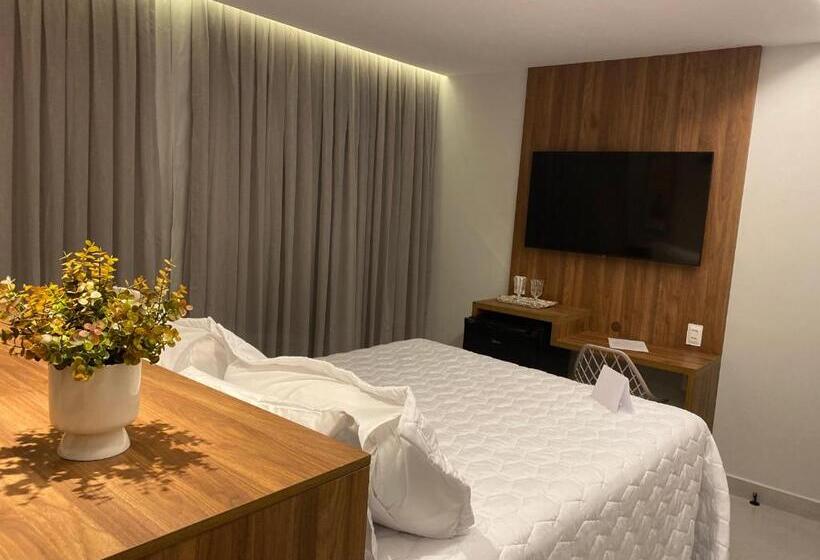 ホテル Pousada Café Du Lirio