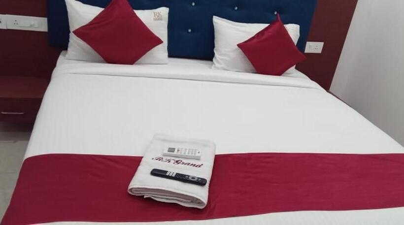 هتل Rk Grand Luxury Acs