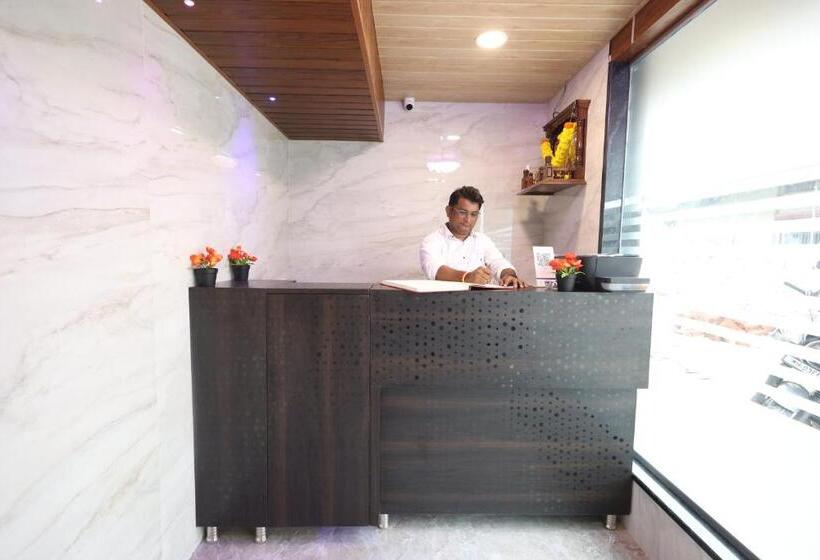 酒店 R K Residency Mahape