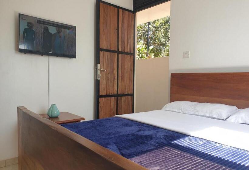 هتل Rosa Negra Uganda