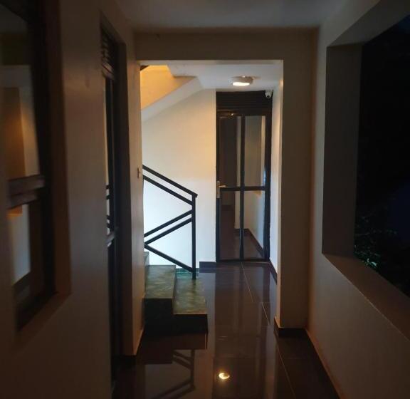 هتل Rosa Negra Uganda