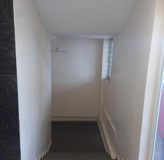 בית מלון כפרי Sai Baba Palace