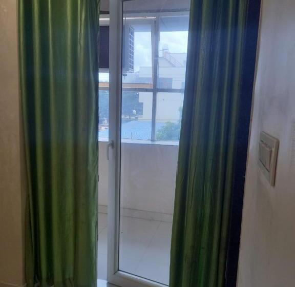 בית מלון כפרי Sai Baba Palace