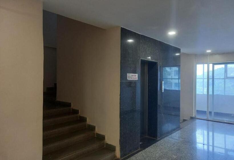 בית מלון כפרי Sai Baba Palace