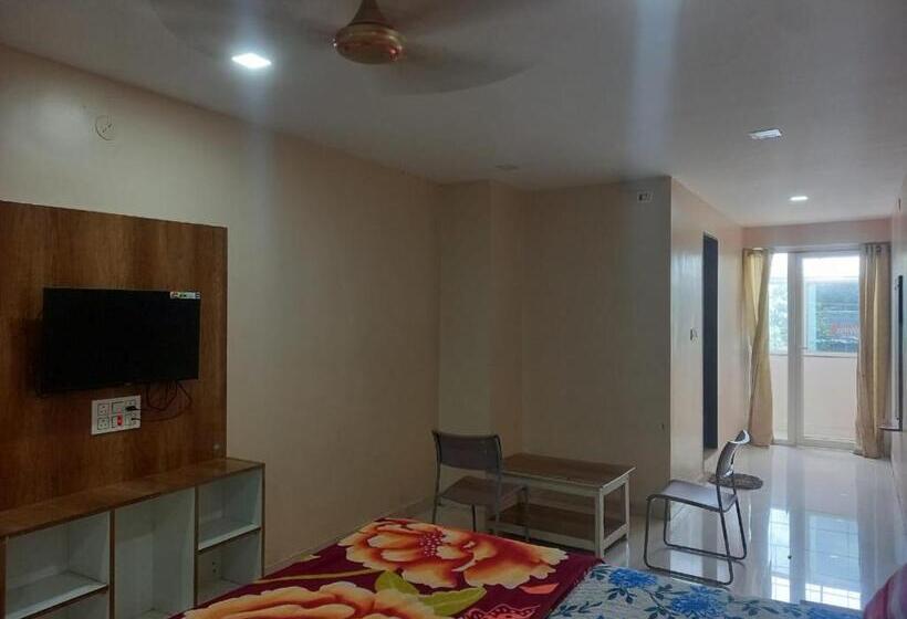 בית מלון כפרי Sai Baba Palace