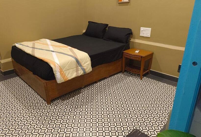 فندق South Delhi Restaurant And Resort