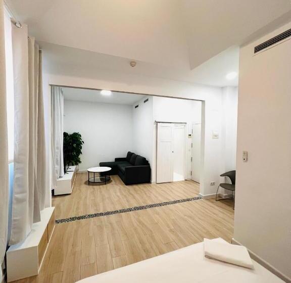 호텔 Suites Puente De Hierro