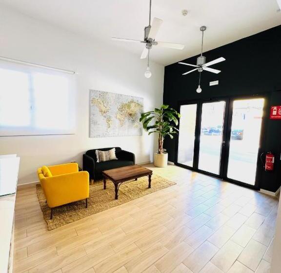 호텔 Suites Puente De Hierro