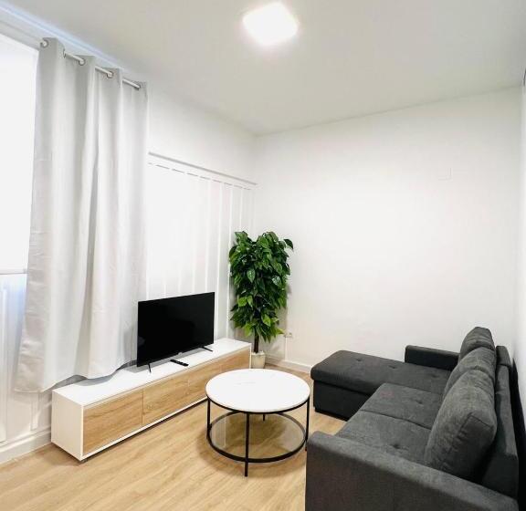 호텔 Suites Puente De Hierro