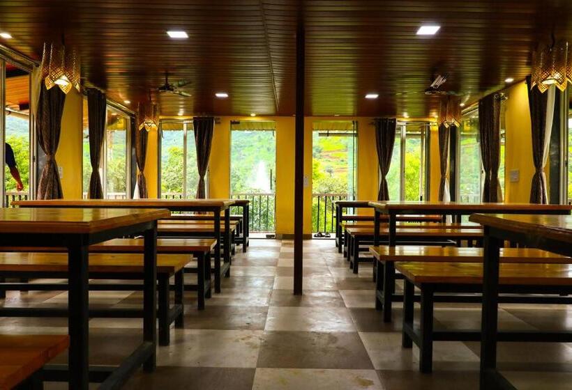 فندق The Kille Torna Resort