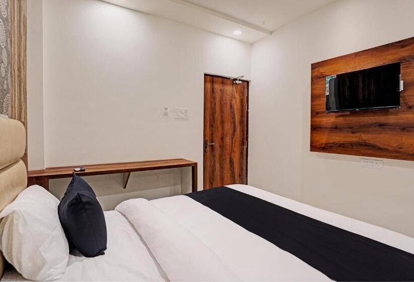 Fabhotel Relax Inn I