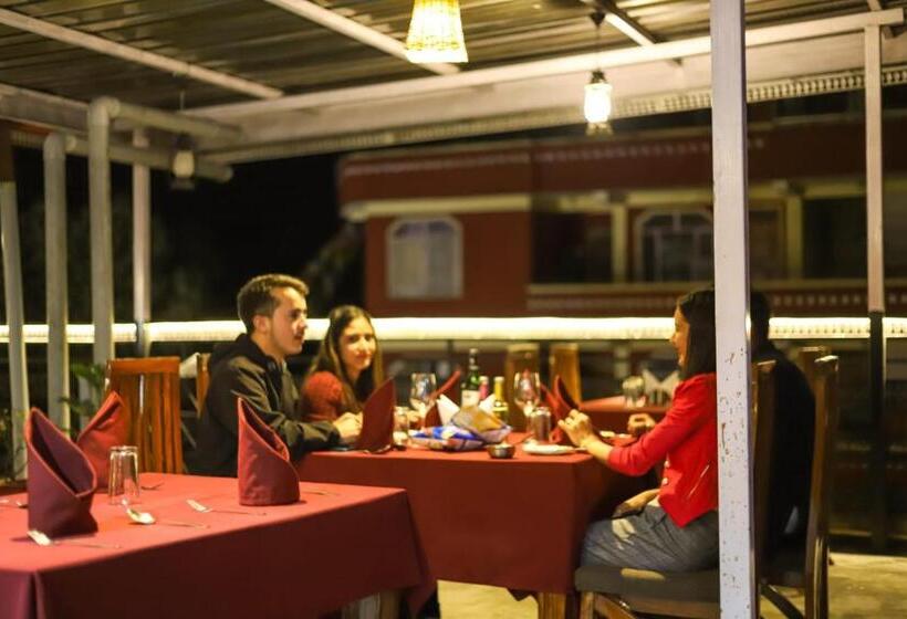 فندق Varuni Resort Mcleod Ganj