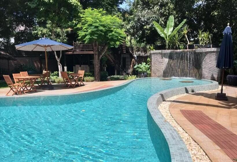 هتل Villa Massilia