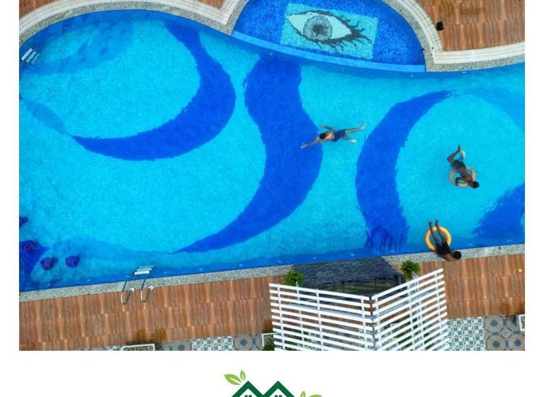 בית מלון כפרי Vip S Ruposhi Bangla Eco Resort