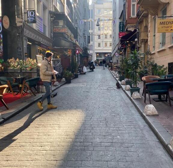 Konak Suite İn The Bar Street