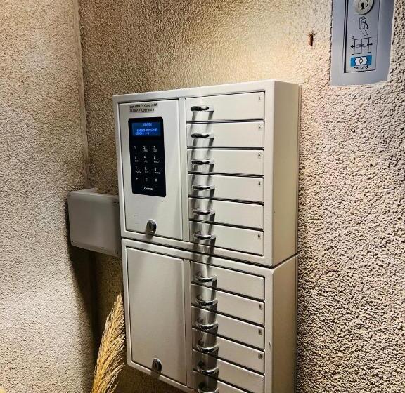 Motel Felmis Self Check In