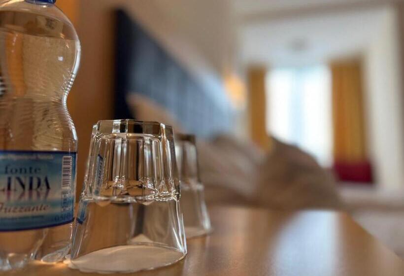 Motel Felmis Self Check In