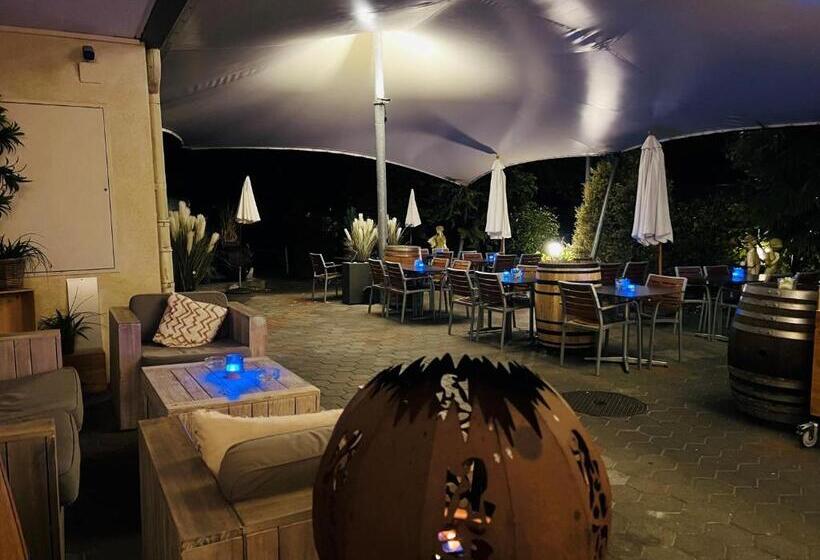 Motel Felmis Self Check In