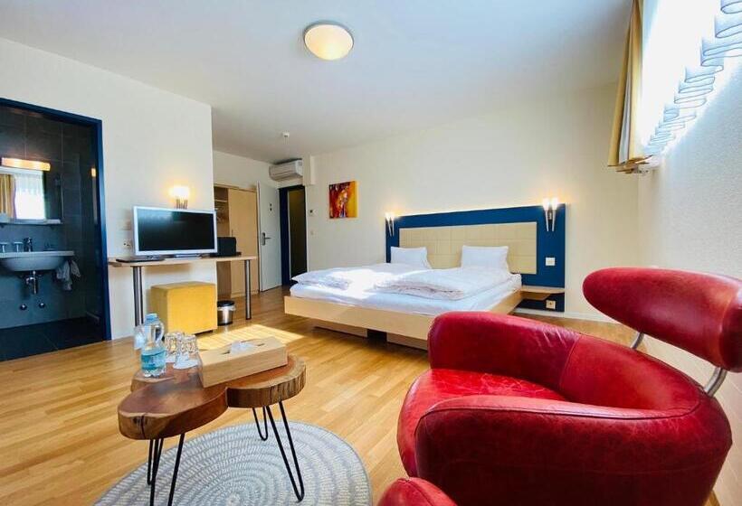 Motel Felmis Self Check In