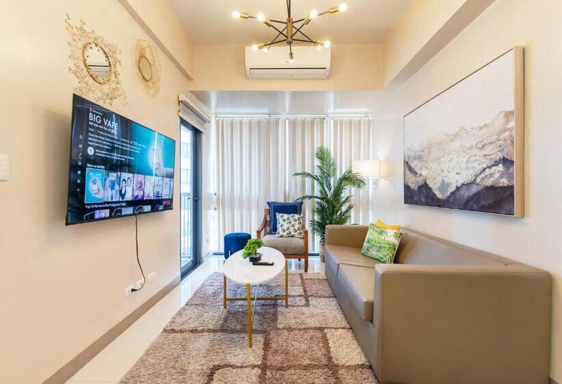 Omp T1 6h, Free Beach & Pool Access, Near Airport, Fast Wifi, Netflix