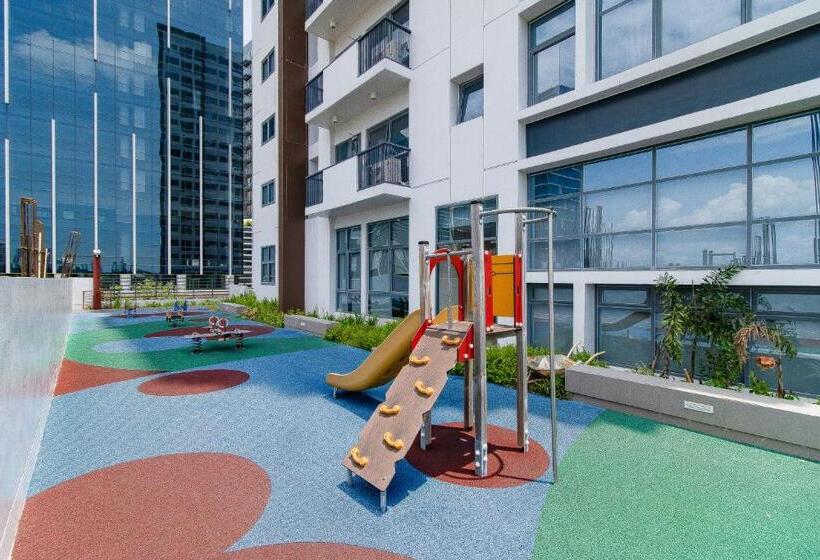 Omp T1 6h, Free Beach & Pool Access, Near Airport, Fast Wifi, Netflix