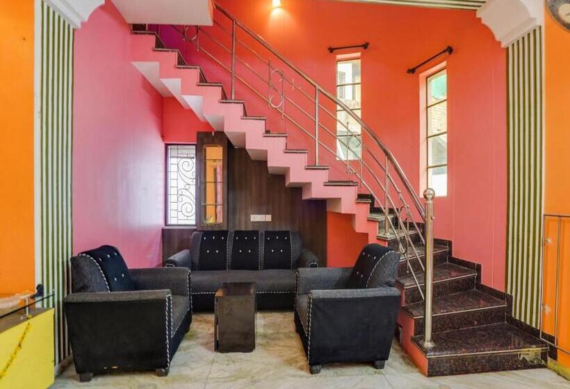 Oyo Flagship Hotel 69 Stays