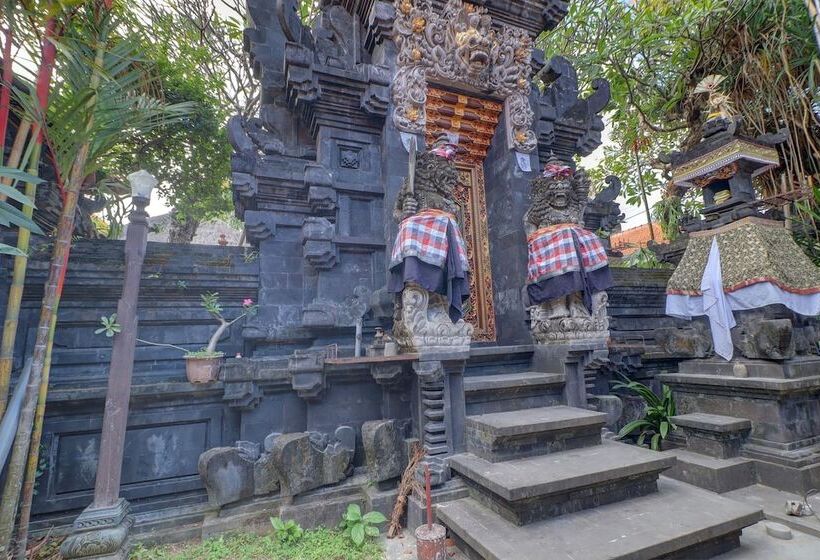 Oyo Life 92852 Singgah Hotel Legian