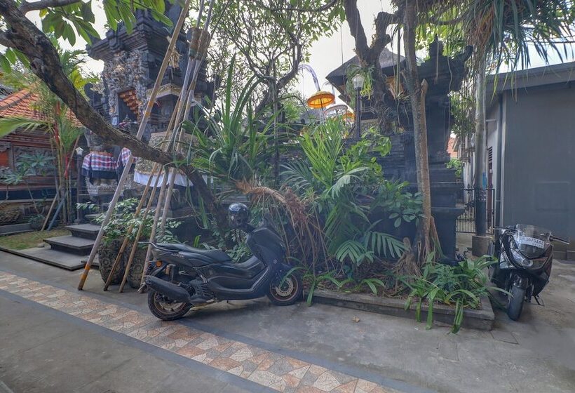 Oyo Life 92852 Singgah Hotel Legian