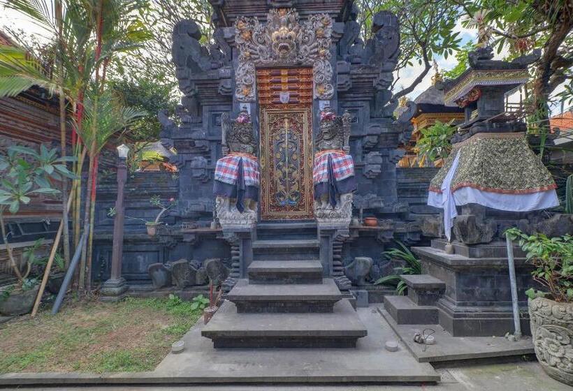 Oyo Life 92852 Singgah Hotel Legian