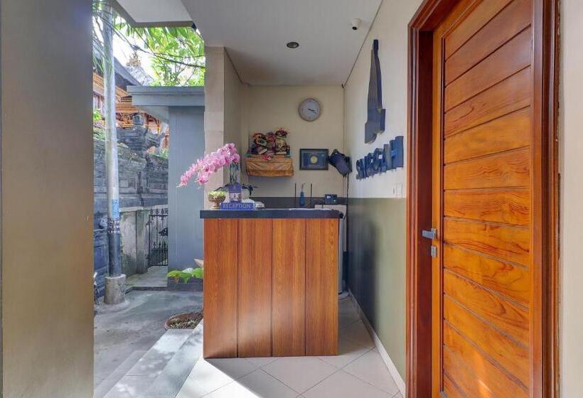 Oyo Life 92852 Singgah Hotel Legian