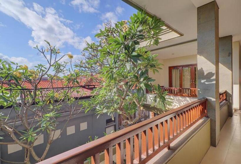 Oyo Life 92852 Singgah Hotel Legian