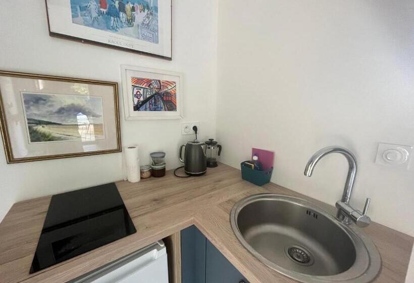 بنسيون 1 Rue Pasquet Pool Suite With Kitchen