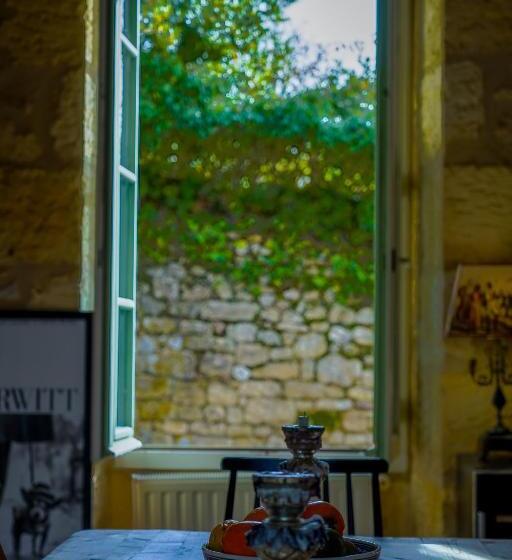 Пансион 1 Rue Pasquet Pool Suite With Kitchen