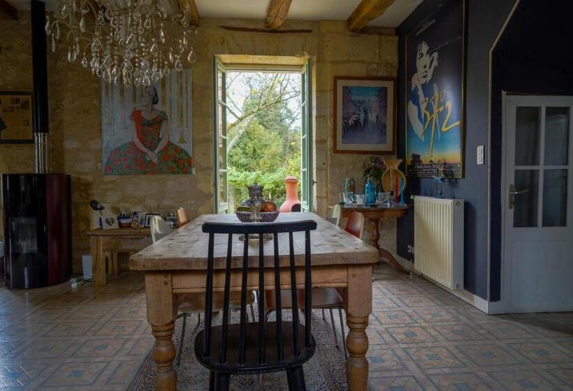 Пансион 1 Rue Pasquet Pool Suite With Kitchen