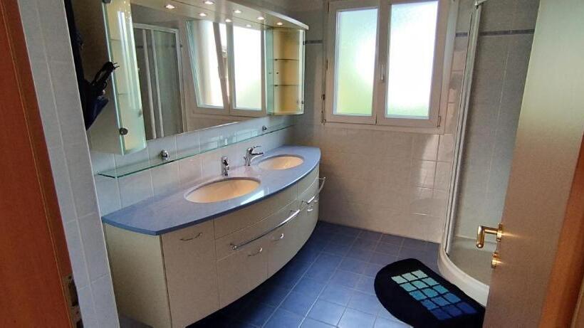 ペンション Casa Diana Locarno Cugnasco